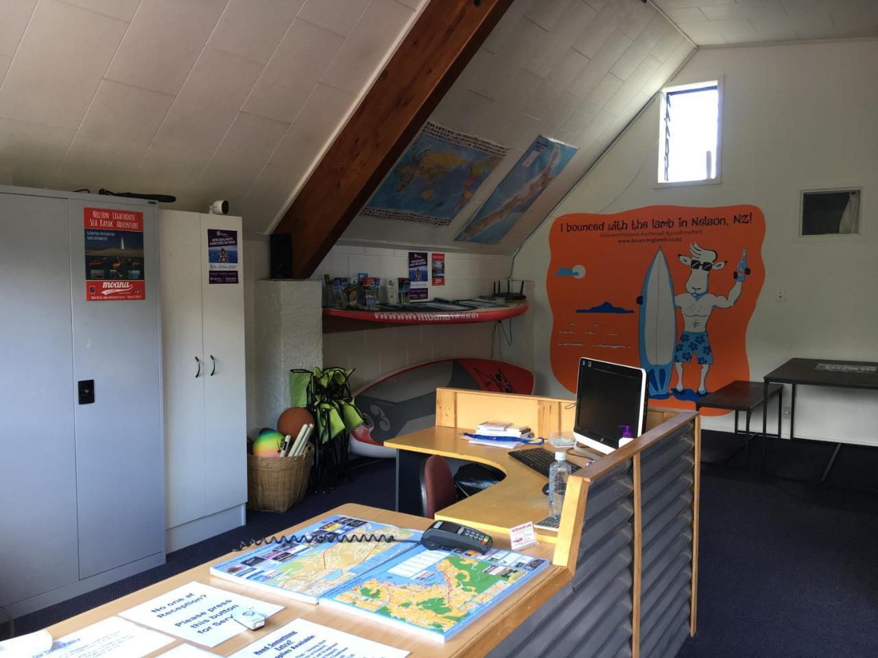 Bouncing Lamb Backpackers Hostel Νέλσον Εξωτερικό φωτογραφία